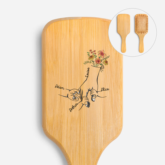 1672AFR1 tenir la main de mamie maman brosse a cheveux personnalisee en bambou imprimee 1672aq6p5a_3c537fc5 0695 460d a7a0 880689c51d67