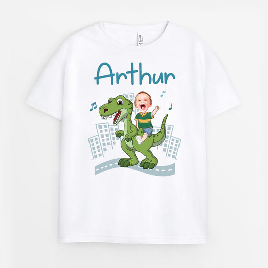 2671AFR1 garcon dinosaure sur la route avec visage t shirt enfant personnalise pour garcon