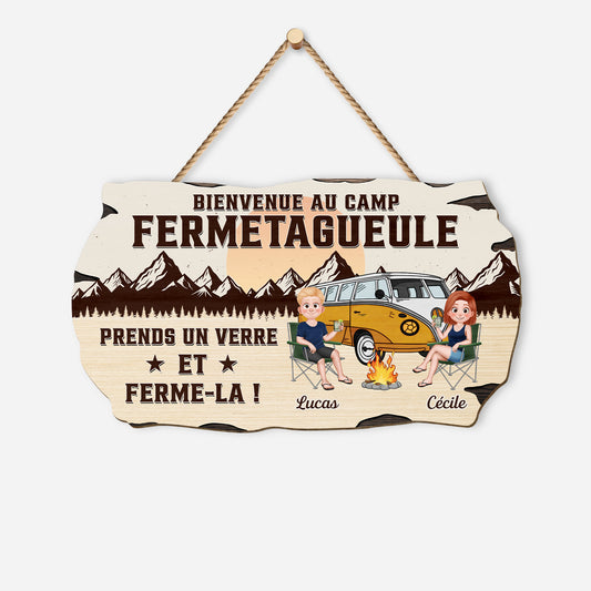 5197QFR1 plaque en bois personnalisee pour couple bienvenue au camp 5197qkltg