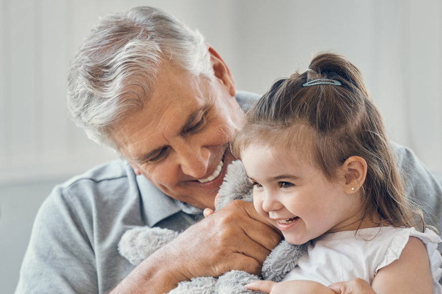 Cadeau pour la fête de grands-pères : Des idées de faire craquer même les plus stricts