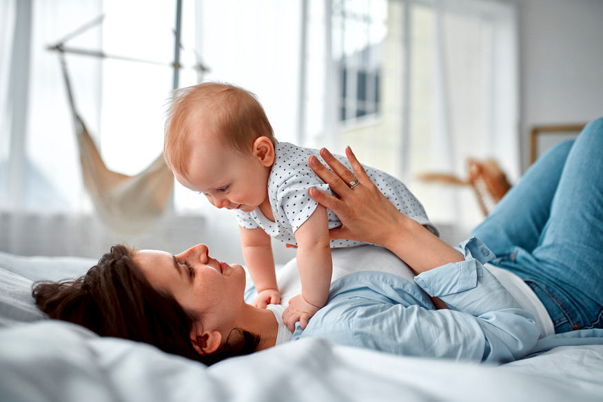 Cadeau de naissance pour la maman : qu’offrir ?