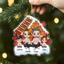 1558OFR2 ornement famille mignonne assise autour de la maison en pain depice de noel personnalise_9601579f 8a83 44d3 93b3 11d656885b7e