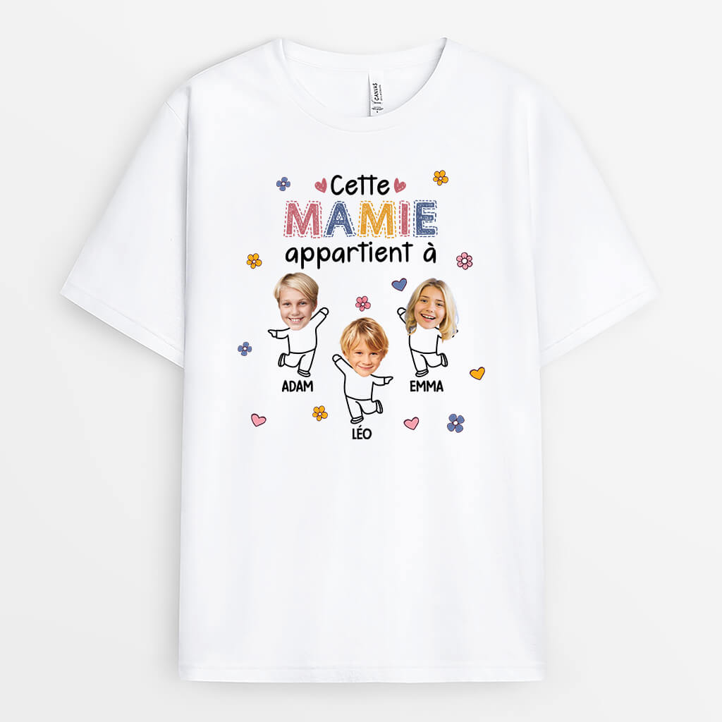 Cette Maman Appartient À Version Petite Fleur - Cadeau Personnalisé | T-shirt pour Femme