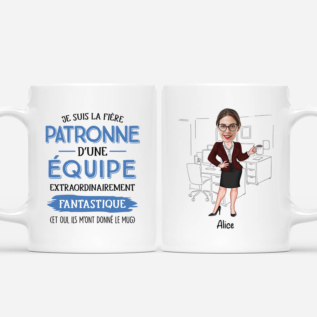 Je Suis La Fière Patronne d'Une Équipe Incroyablement Fantastique - Cadeau Personnalisé | Mug Pour Collègue