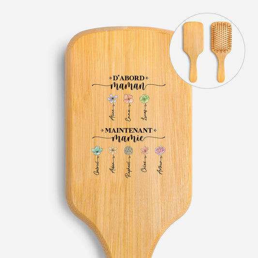 2851AFR1 dabord maman maintenant mamie brosse a cheveux personnalisee en bambou imprimee uv 2851aq6p5a_bbb2ddc8 c7cc 47ed badd dd7ef6a055ad