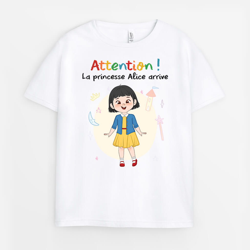 La Princesse Arrive - Cadeau Personnalisé | T-shirt Pour Enfant