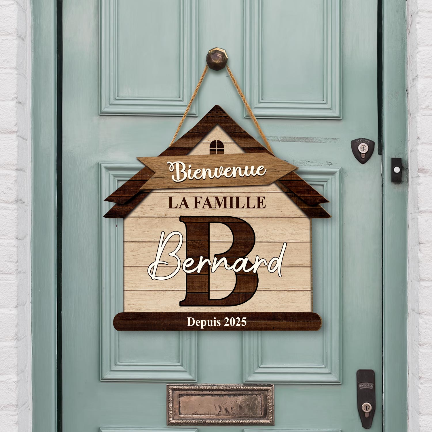 5112QFR2 plaque en bois personnalisee a suspendre bienvenue dans notre famille 5112q6lai