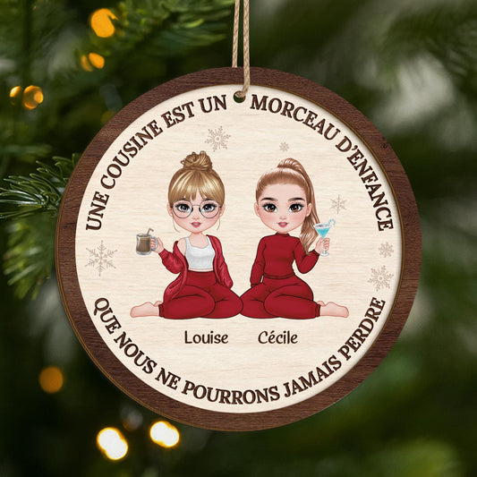 5422OFR1 ornement noel en bois a 2 couches personnalise une cousine est un morceau d_enfance 5422o6taf