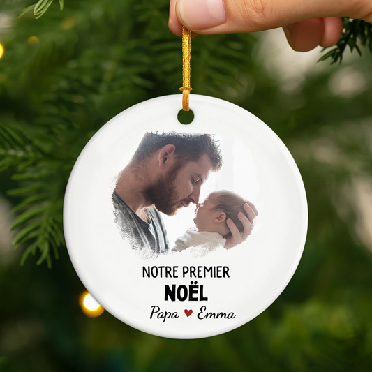 5519OFR2 ornement noel ceramique personnalise premier noel avec maman 5519okv5a_8e5f004d 28d6 4026 bd2d c68b3123e70c
