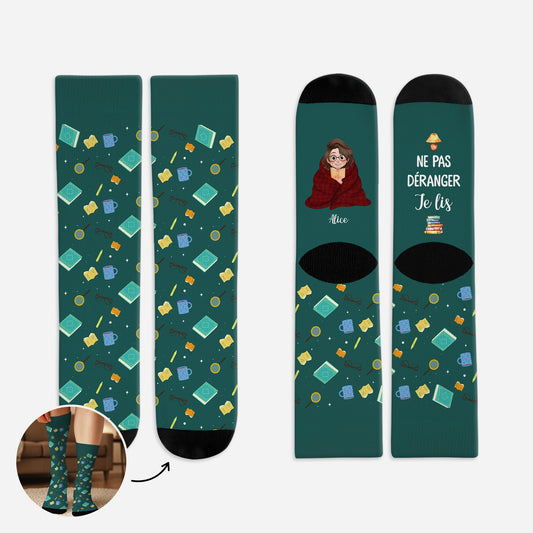 5960JFR1 chaussettes personnalisees pour les amoureux des livres ne pas deranger je lis 5960j8maa