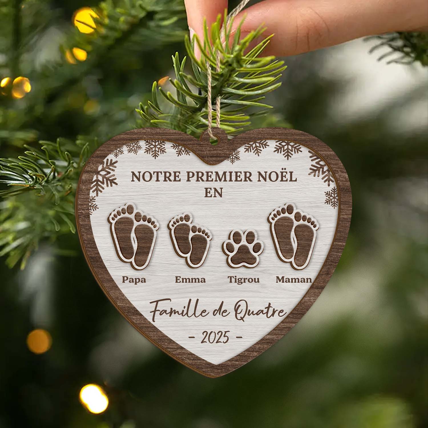 6076OFR2 ornement en bois a 2 couches personnalise premier noel de notre famille 6076o6mni