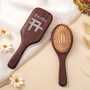 6306AFR2 mots croises de famille soeur et frere brosse a cheveux personnalisee en bois de santal imprimee 6306aq8f5e_a680834f b792 457b b3d3 32aa14686666