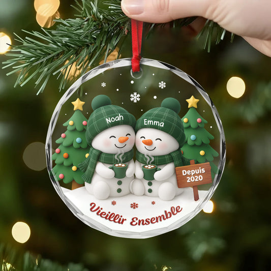 6623OFR2 ornement de noel en verre personnalise pour couple vieillir ensemble 6623okztg_f7e7f2b6 5462 495f aa08 a31e22769f53