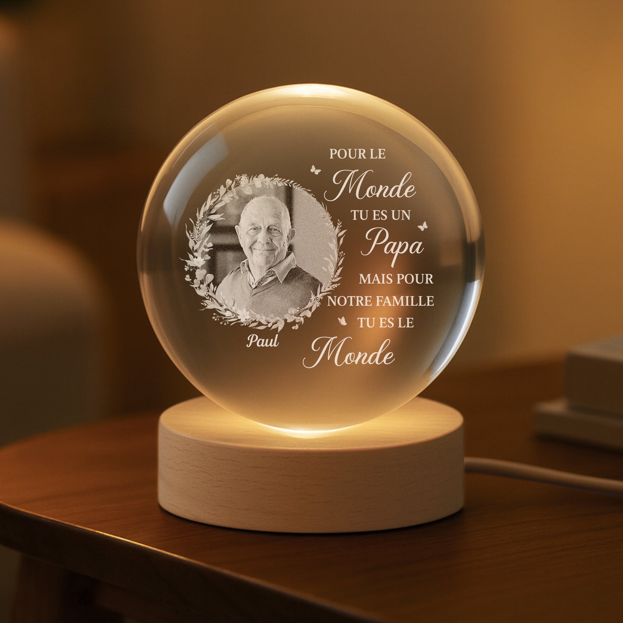 7642LFR2 veilleuse boule de cristal personnalisee pour notre famille tu es le monde 7642lcpza
