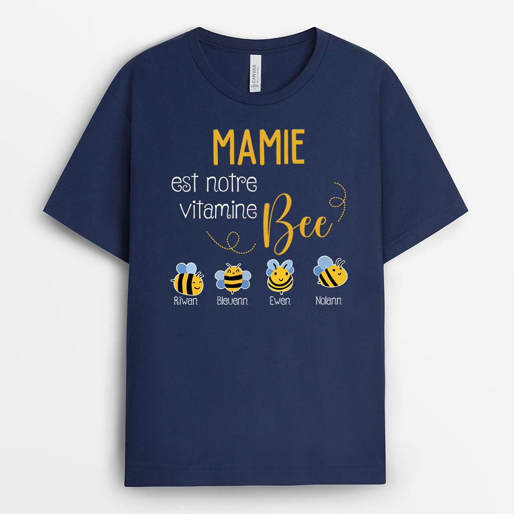 Mamie Maman Est Notre Vitamine Bee - Cadeau Personnalisé | T-shirt pour Maman/Mamie